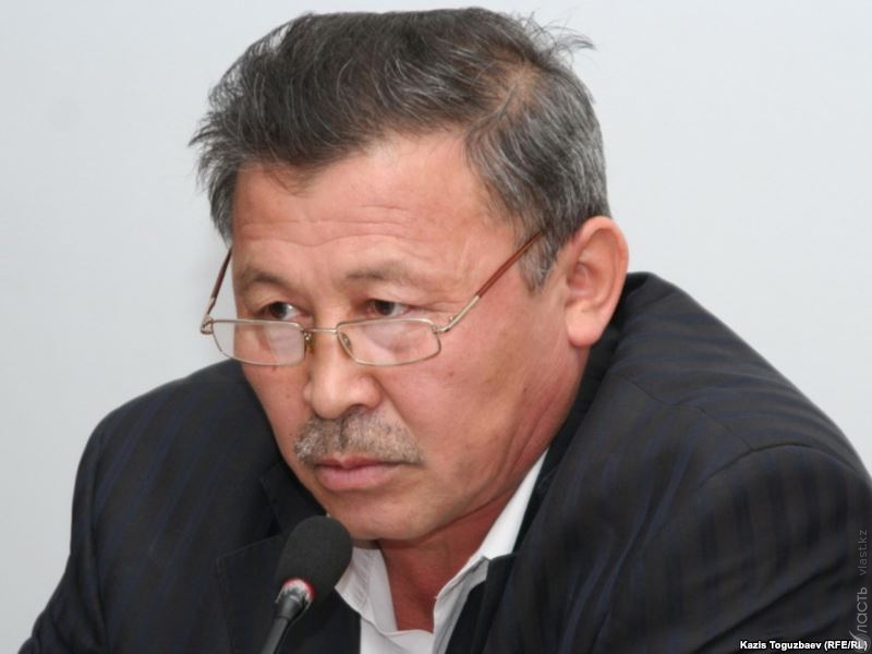 Общественный деятель Уктешбаев, претендующий на пост президента, не смог сдать экзамен на знание госязыка