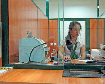Лицензия на проведение обменных операций Народного банка возобновлена