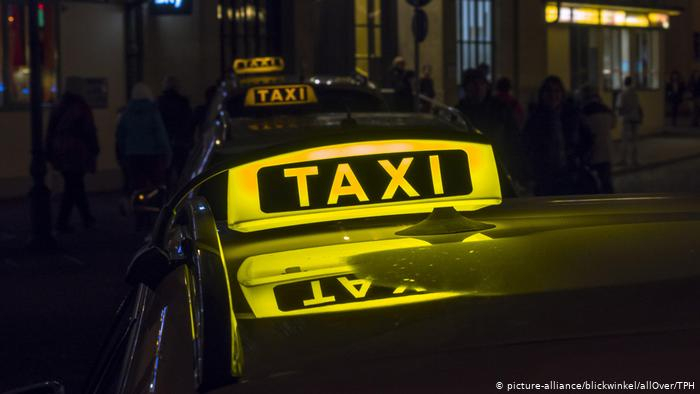 В Алматы ужесточают требования к водителям такси