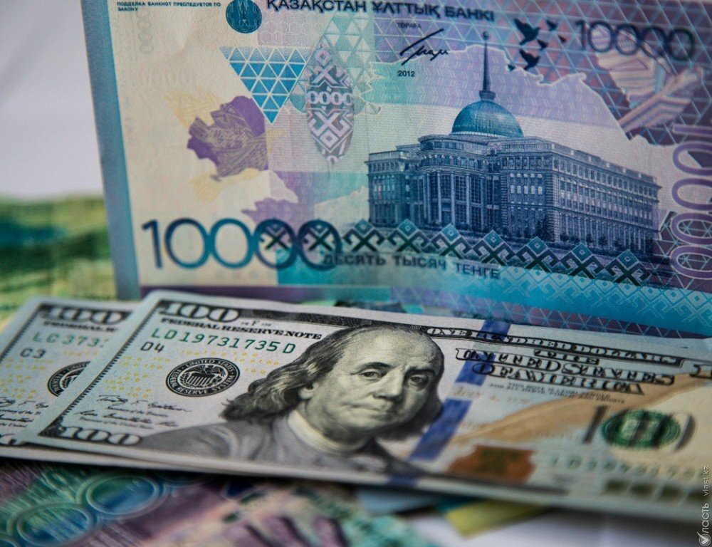 Токаев констатировал, что профицит высоколиквидных активов банков растет