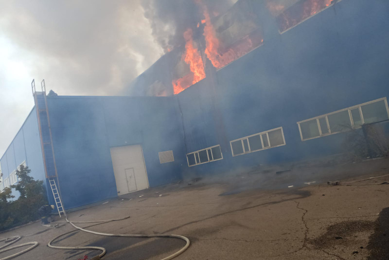 В столице произошел пожар в ТЦ «Астыкжан»