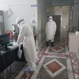 В Казахстане занята половина коек в инфекционных стационарах – Цой 