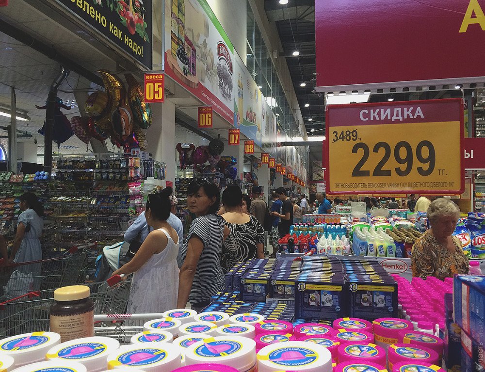 ​В декабре объём розничных продаж в Казахстане установил 10-летний рекорд
