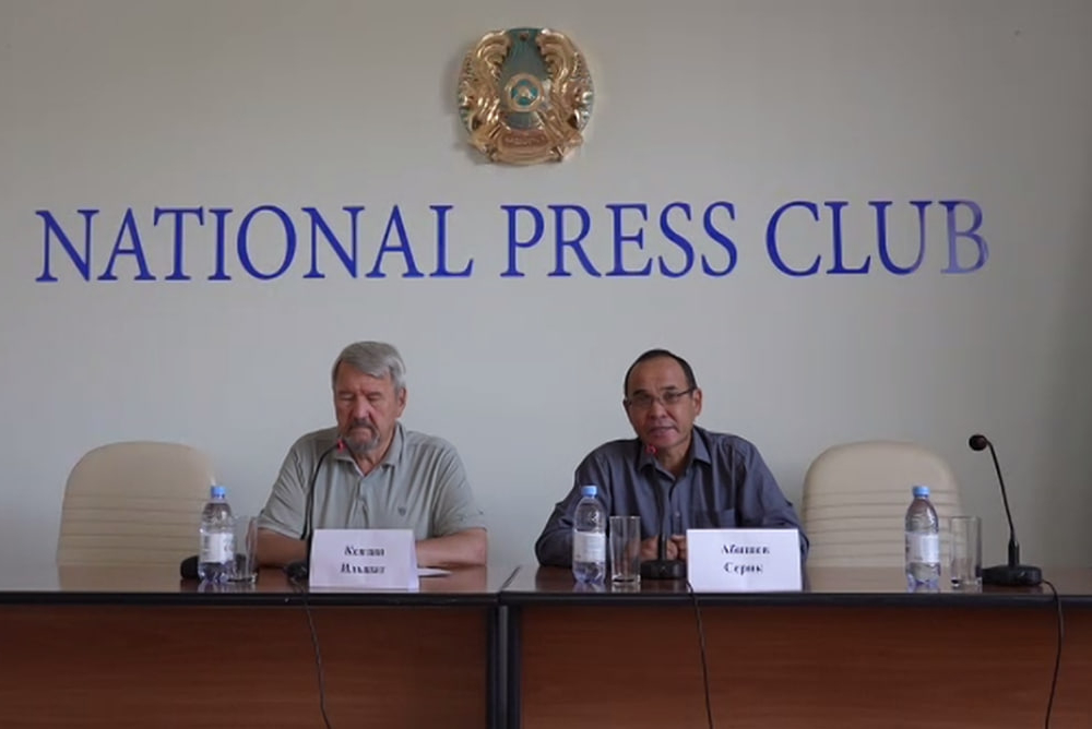 Общественники требуют расследовать действия полиции при задержании активистки Айжан Мамешовой