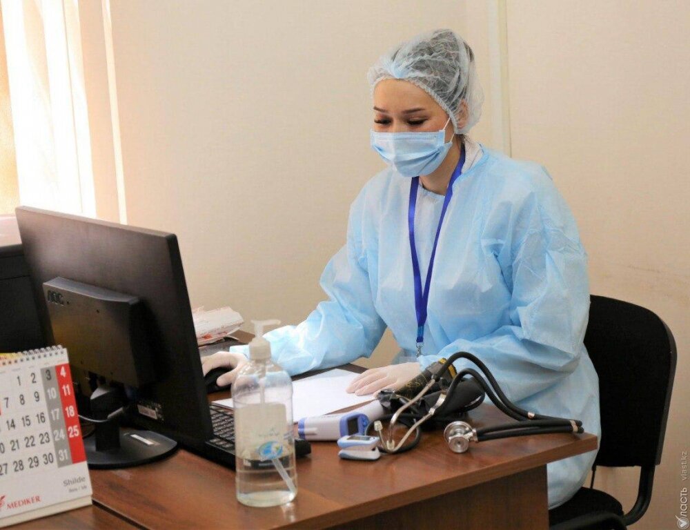 В больницах Казахстана по-прежнему остаются около сотни пациентов с коронавирусом