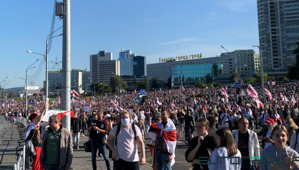 В городах Беларуси вновь проходят многотысячные акции протеста