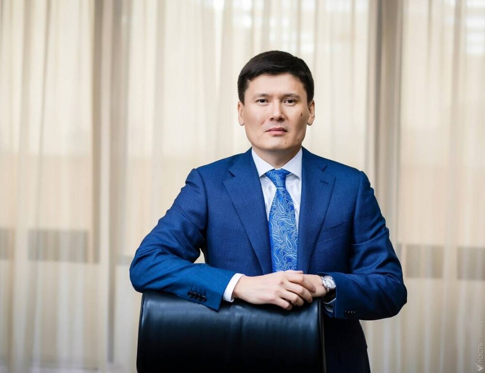 Министром по экономике и финансовой политике ЕЭК назначен Руслан Бекетаев 