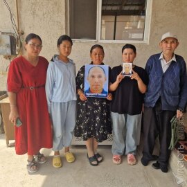 На участников акции с требованием вернуть в Казахстан Алимнура Турганбая завели уголовное дело