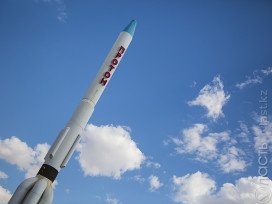 С космодрома «Байконур» запущена ракета-носитель со спутником связи