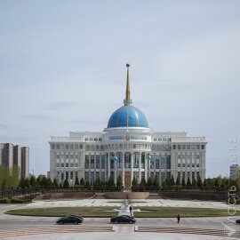 Токаев провел совещание с правительством по вопросам торгово-экономического сотрудничества с Россией