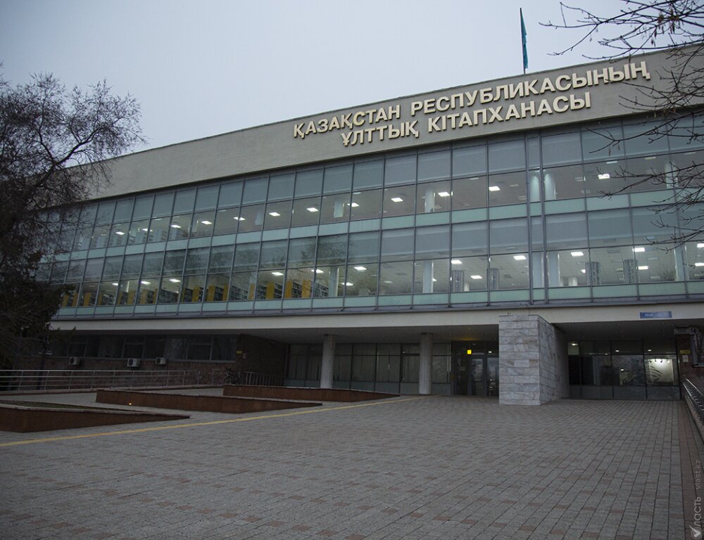 Токаев призвал акиматы модернизировать библиотеки по примеру Астаны и Алматы