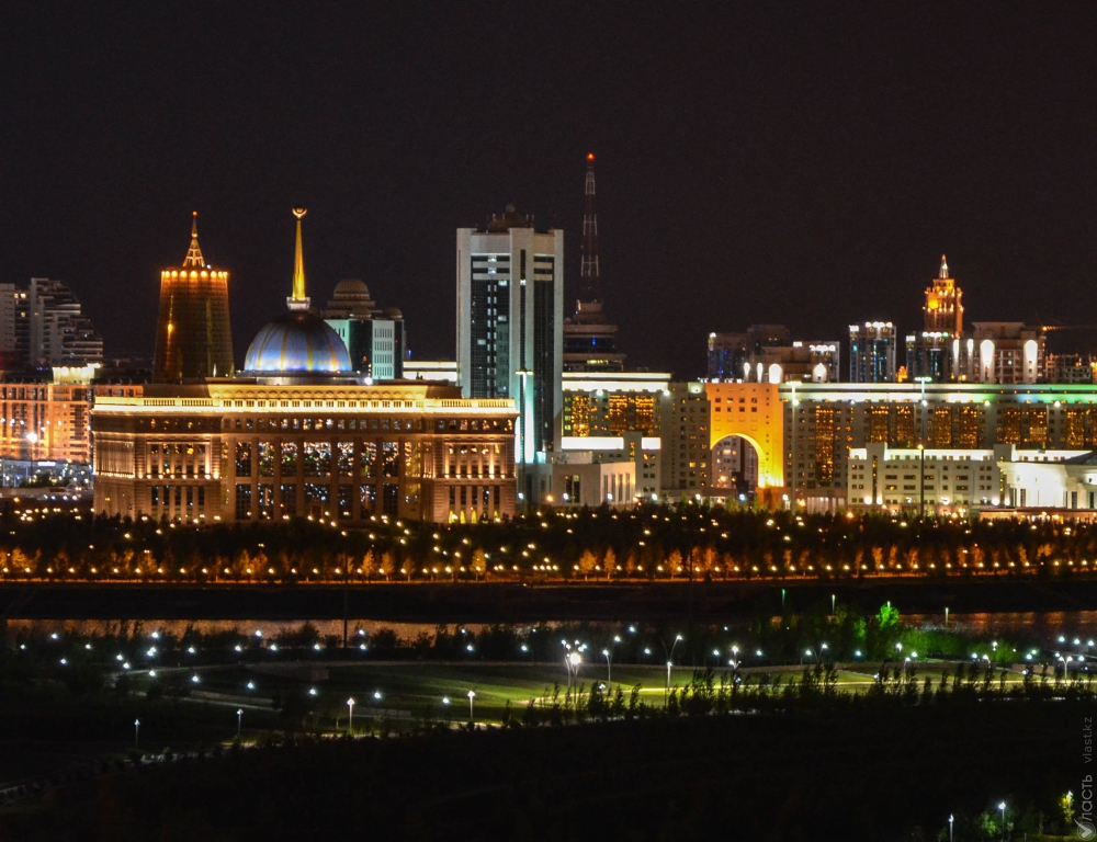 Назарбаеву вручили верительные грамоты послы пяти стран