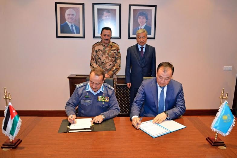 Казахстан будет поставлять военную технику в Иорданию