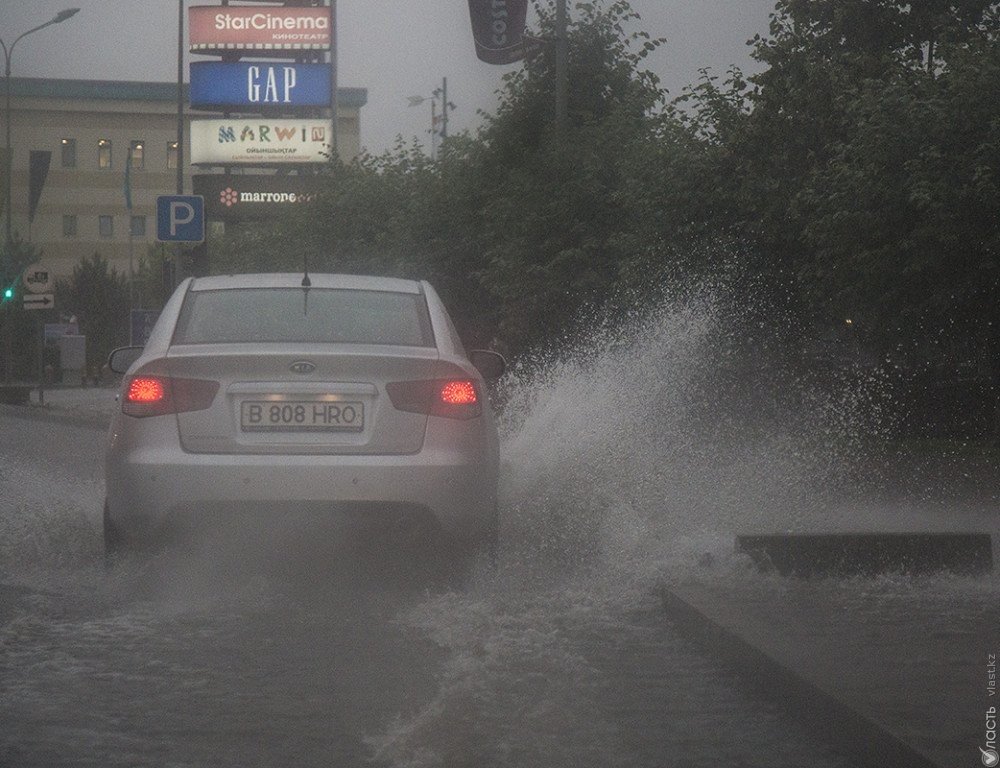 На большей части Казахстана  пройдут дожди с грозами