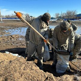 В нескольких селах Западно-Казахстанской и Актюбинской областей приостановили подачу газа из-за паводков