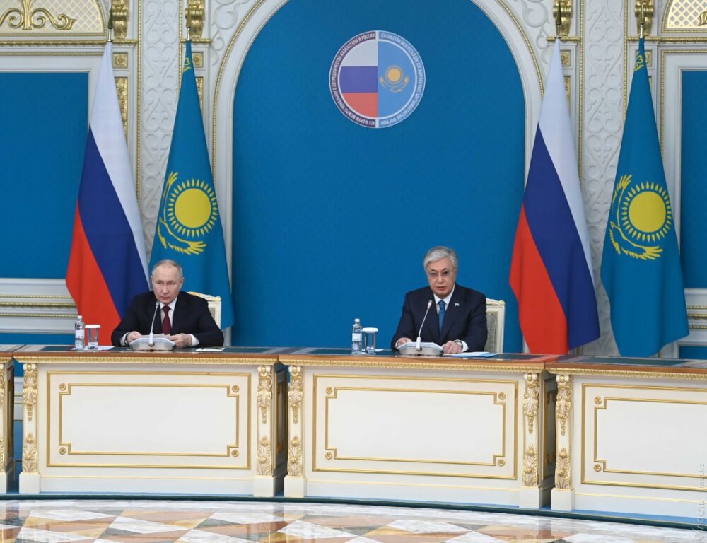 Казахстану и России нужно координировать усилия по обеспечению продовольственной безопасности, считает Токаев