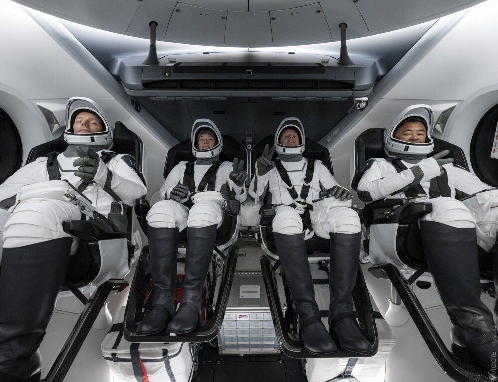 Корабль Crew Dragon 2 компании SpaceX успешно состыковался с МКС