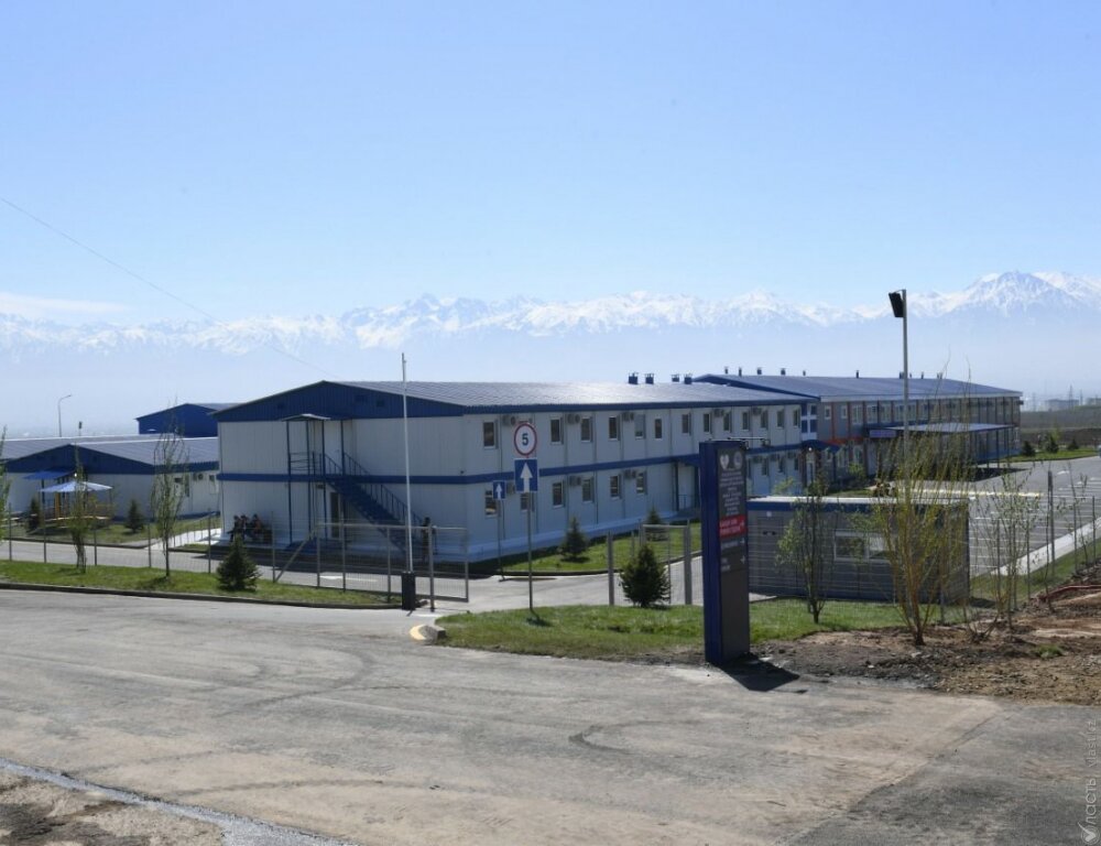 Антикоррупционная служба расследует хищения средств при строительстве модульных больниц в Алматы и Шымкенте