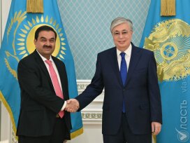 Токаев обсудил с индийским миллиардером планы по реализации в Казахстане инвестпроектов