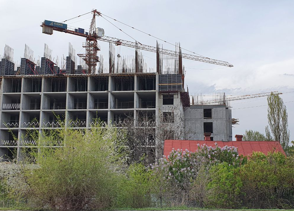 На территории бывшего плодоконсервного комбината в Алматы построят на 20 домов меньше