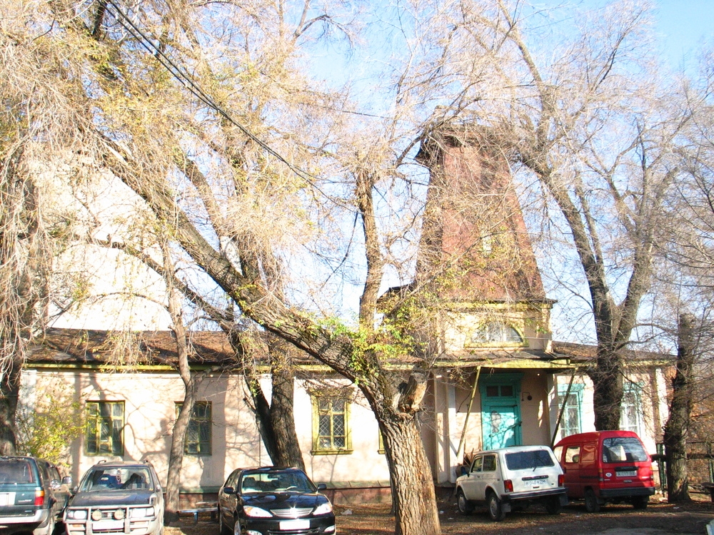 ​В Алматы отреставрируют бывшее здание Верненской обсерватории