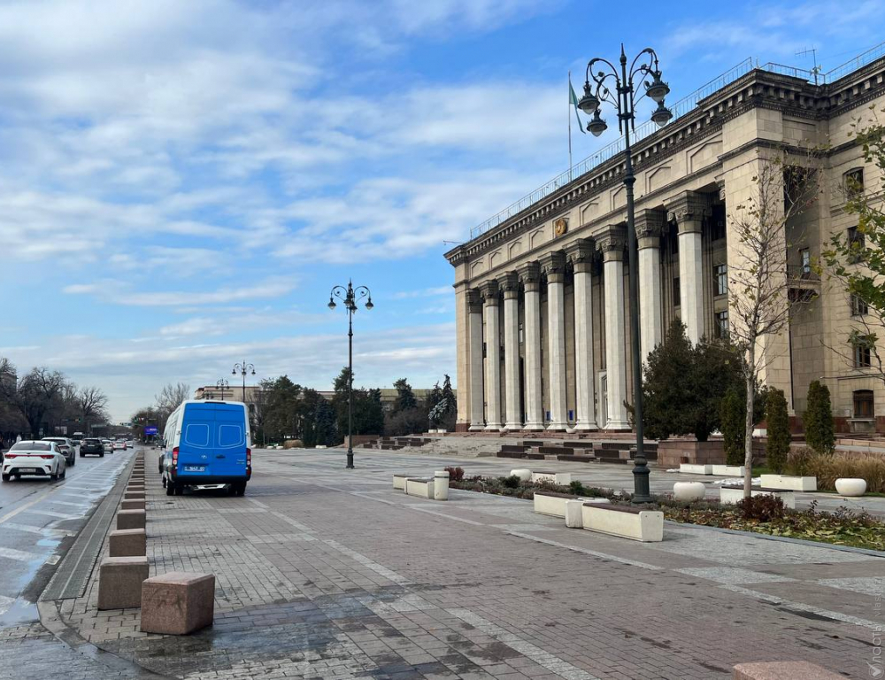 В Алматы на площади «Астана» задержали несколько человек