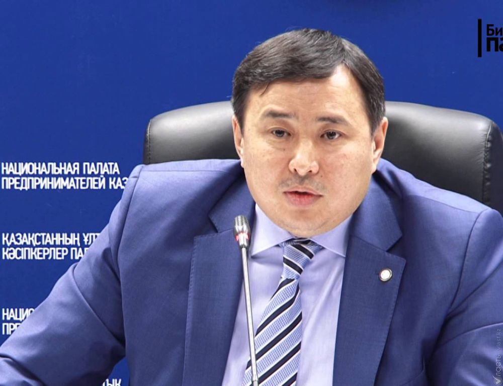 За полгода казахстанцы потратили в сопредельных государствах $2,8 млрд, в НПП обеспокоены качеством ввозимых товаров и предлагают ввести контроль на границе