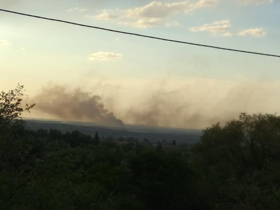 Пожар в Алматинской области тушат глиной и песком
