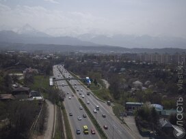 Казахстанцев призывают в понедельник отказаться от автомобиля 
