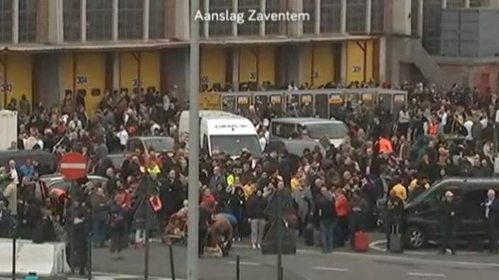 Метро в Брюсселе закрыто после взрыва 