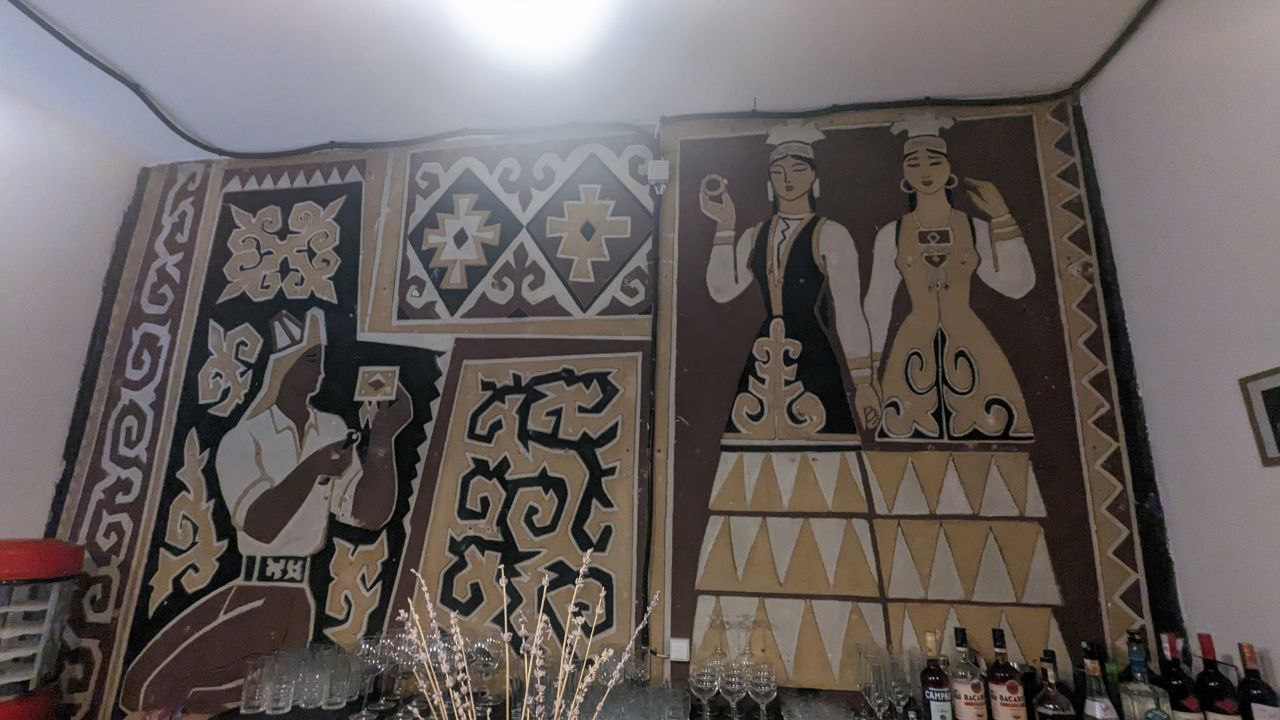 Невежество как часть интерьера 