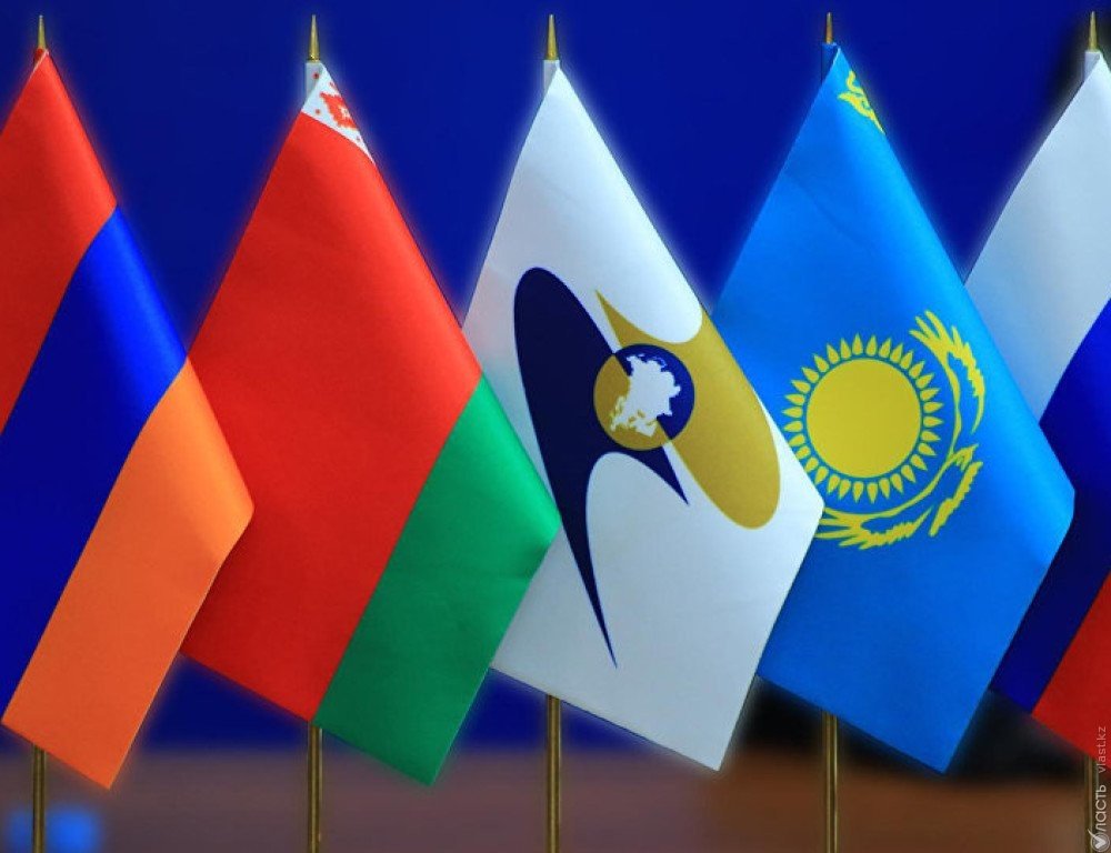 Объем торговли Казахстана со странами ЕАЭС вырос на 30% — Комитет по статистике 