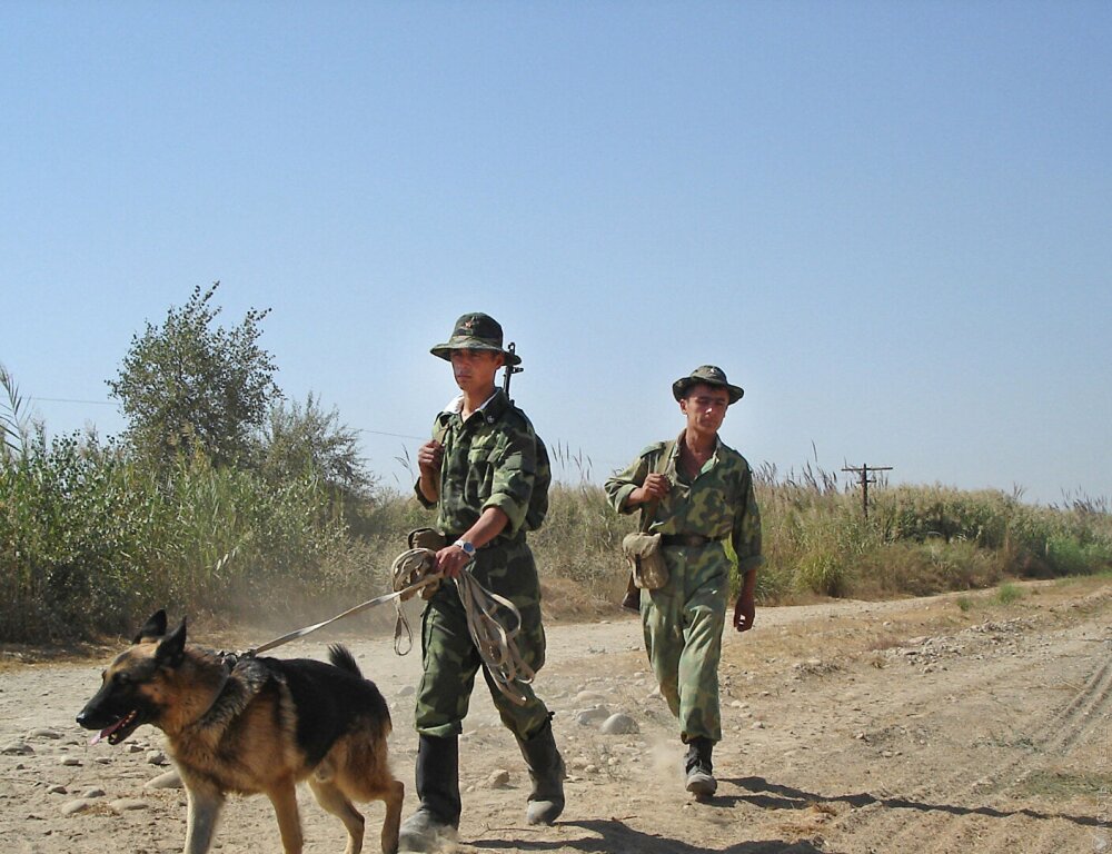 Таджикистан мобилизует 20 тысяч резервистов для защиты границы с Афганистаном 