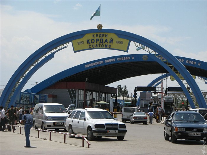 Казахстанские пограничники ранили контрабандиста в ходе задержания на границе с Киргизией