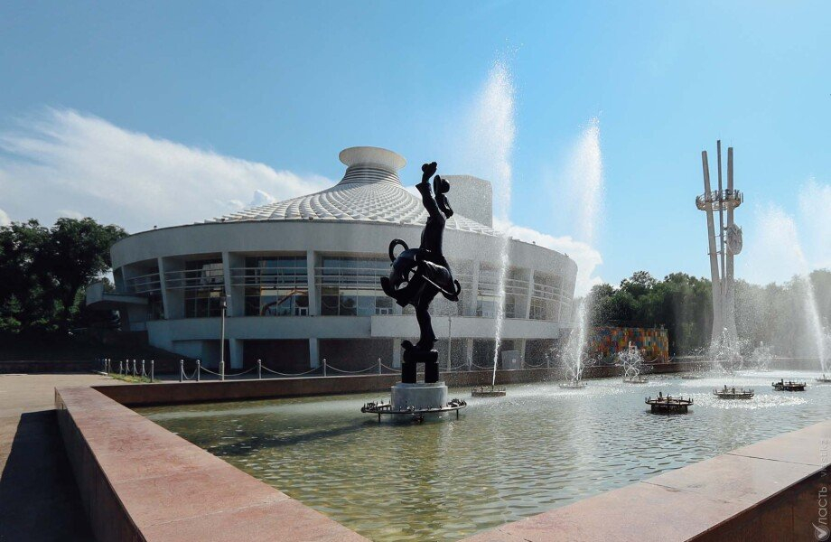 В Алматы проведут реконструкцию 24 фонтанов