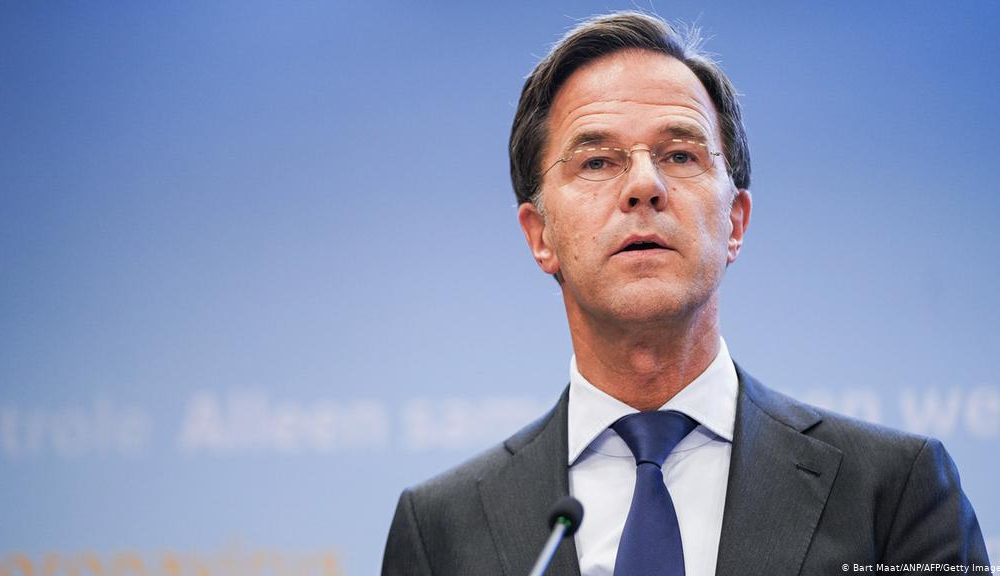 Правительство Нидерландов уходит в отставку из-за скандала с пособиями по уходу за детьми
