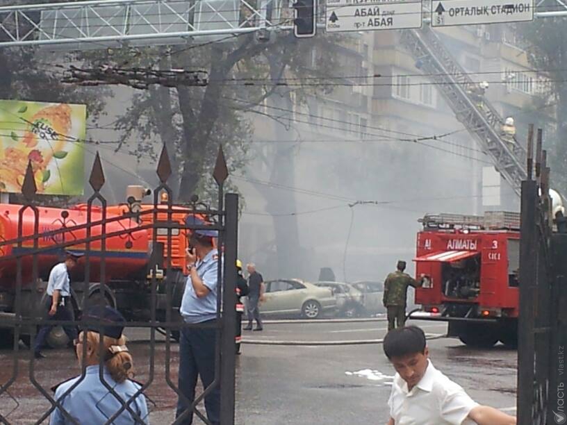 После пожара в Алматы возбуждено дело по двум статья УК Казахстана, тело водителя бензовоза опознано - ДВД 