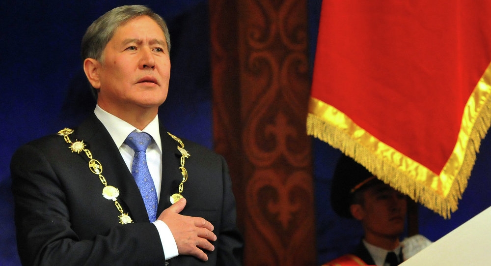 Президент Кыргызстана Атамбаев госпитализирован в больницу в Турции 