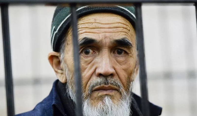 В Кыргызстане в колонии скончался известный правозащитник Азимжан Аскаров
