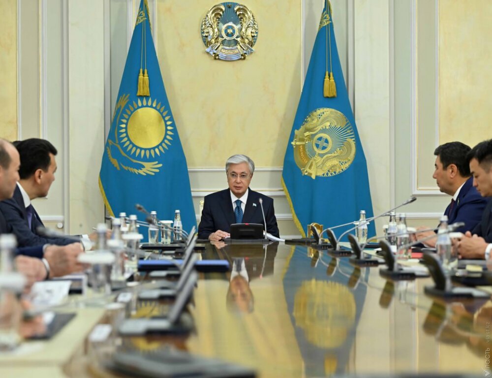 Токаев поручил усилить работу по профилактике наркомании 