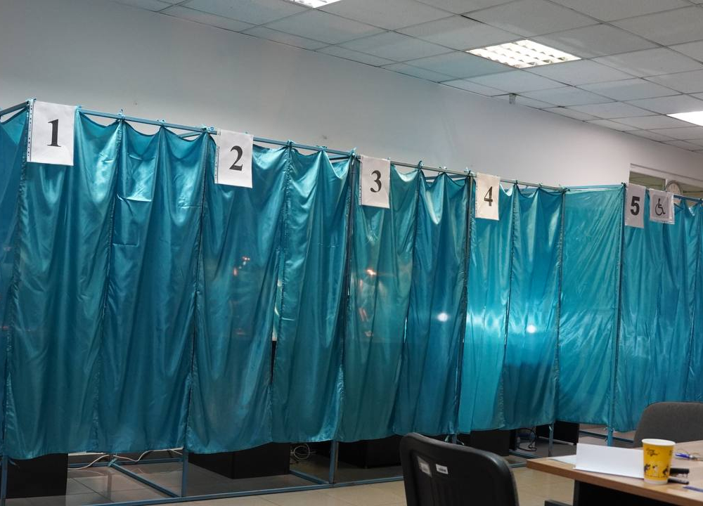 В фонде «Еркіндік қанаты» заявили об удалении наблюдателей в день выборов с 13 участков