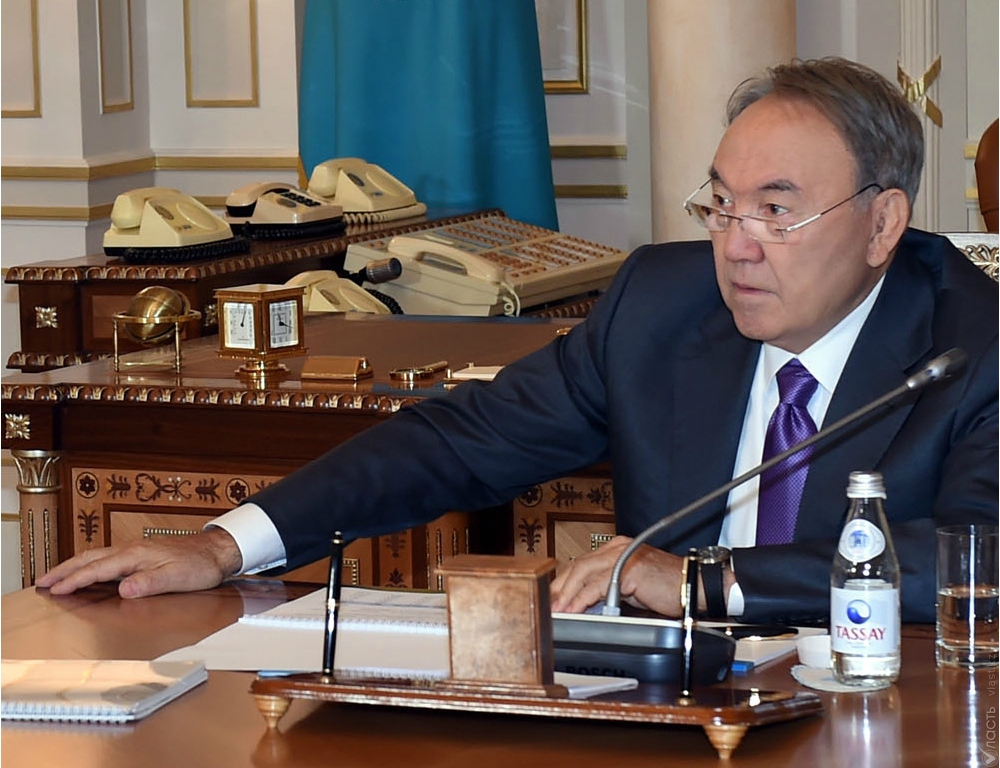 Президент Казахстана провел встречу с акимом Алматинской области