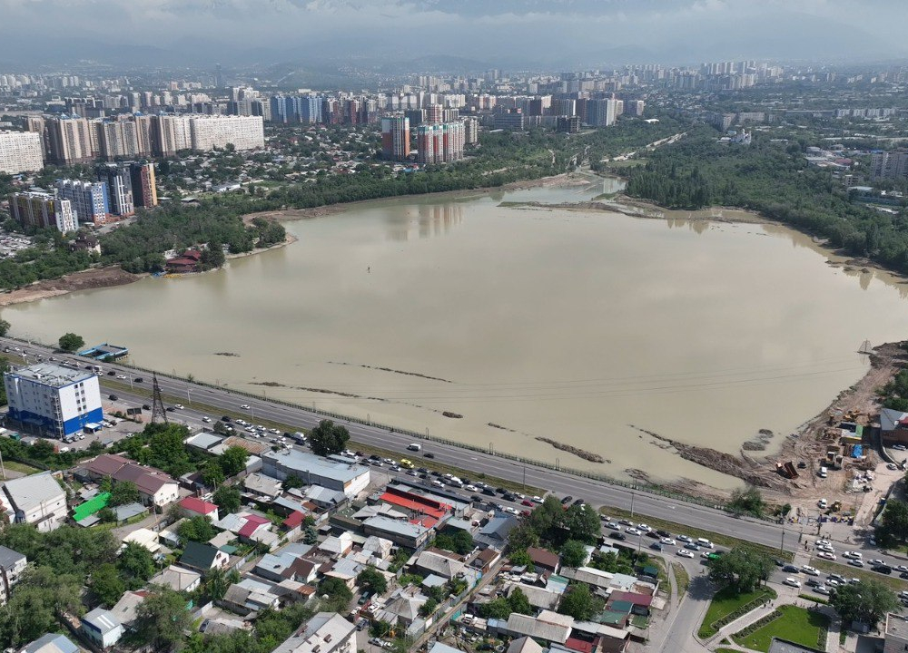 
Реконструкцию озера Сайран в Алматы планируют завершить в мае 2025 года 