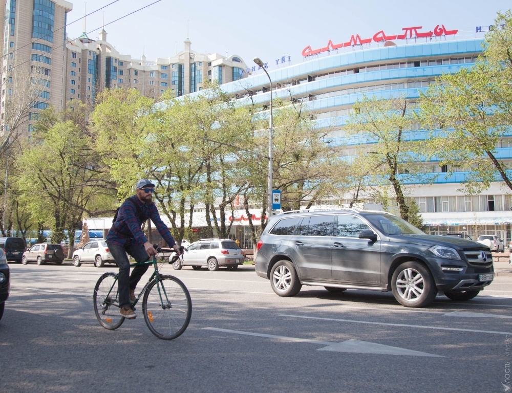 5 проблем велотранспорта в Алматы