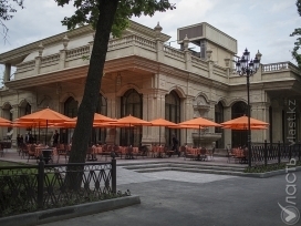 Украшает ли Алматы новый ресторан в парке 28 гвардейцев-панфиловцев? 