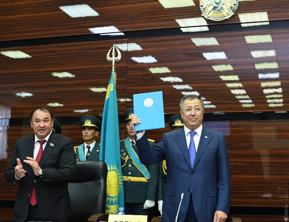 Акимат и маслихат Южно-Казахстанской области предлагают перенести адмцентр в Туркестан