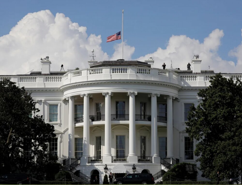 США приостановили обмен разведданными с Украиной