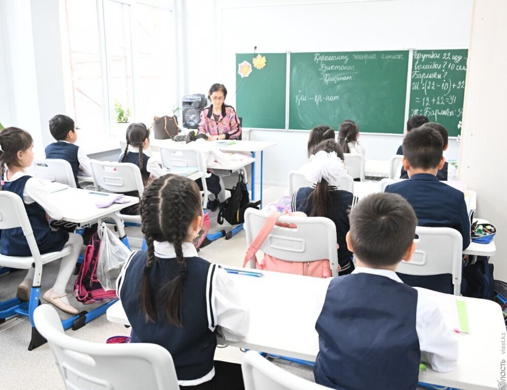 Антибуллинговую программу запустят во всех школах и колледжах Казахстана с 1 сентября