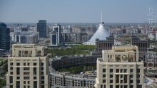 Подросток погиб при падении с многоэтажки в Астане 