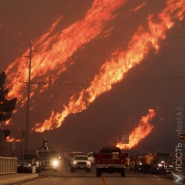 Новый лесной пожар вспыхнул в 80 км от Лос-Анджелеса